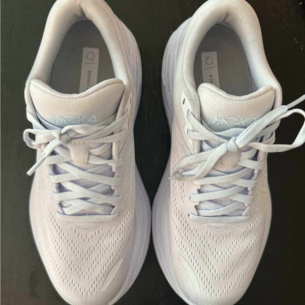Hoka Bondi 8 / white / women 8.5